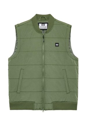 Kaki puffer vest med høy krage, horisontal quiltet design, frontlukking med glidelås og elastisk ribbestrikket nederkant; har sidelommer.
