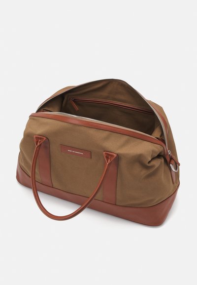 WANT Les Essentiels KELOWNA WEEKENDER UNISEX - Reisikott - dark camel