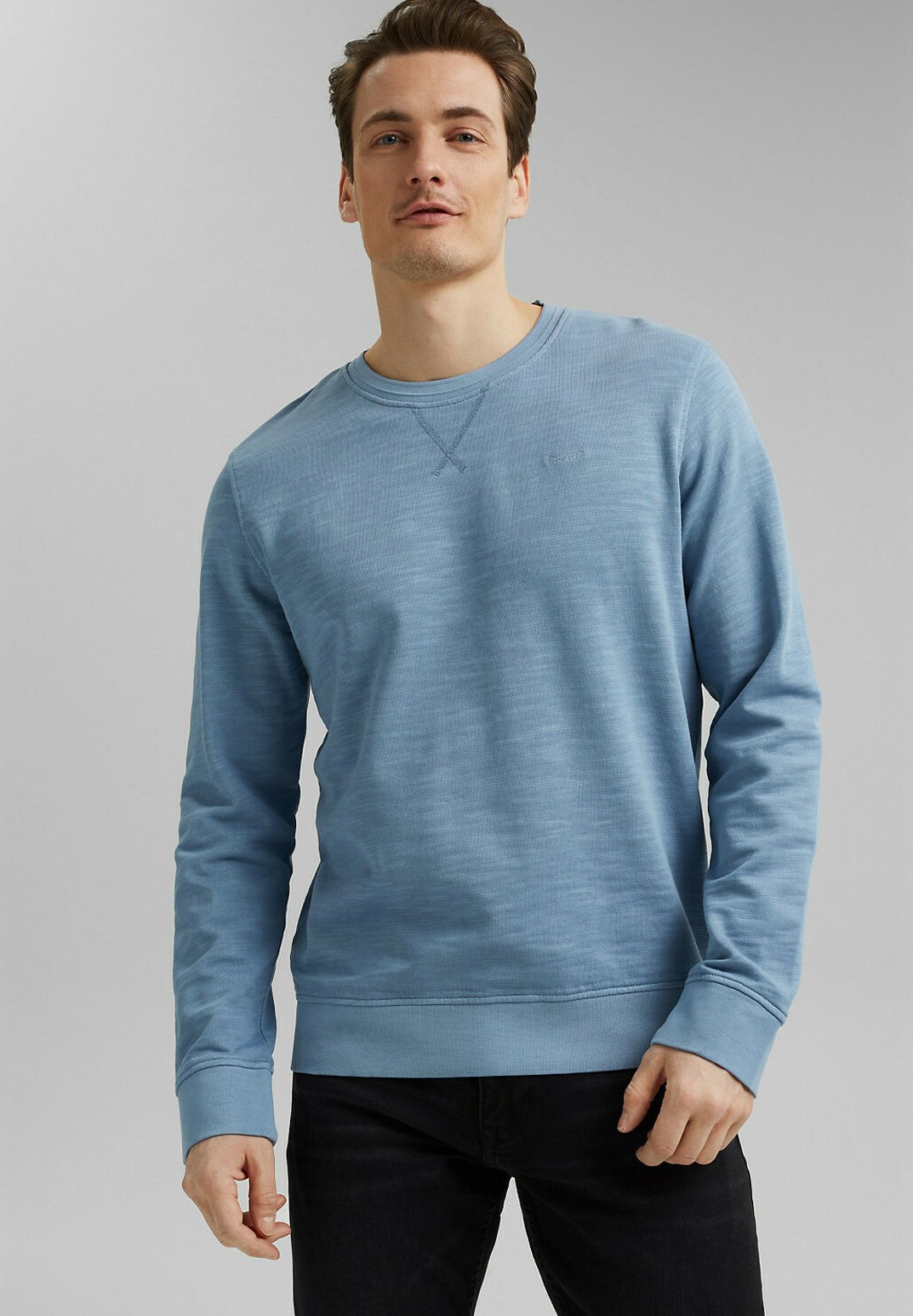 grey blue sweatshirt