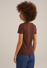 WE Fashion Paprasti marškinėliai - brown