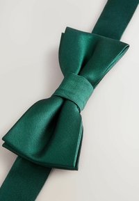 Valimata, emerald green