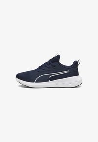 Kijelölve, club navy puma white puma black