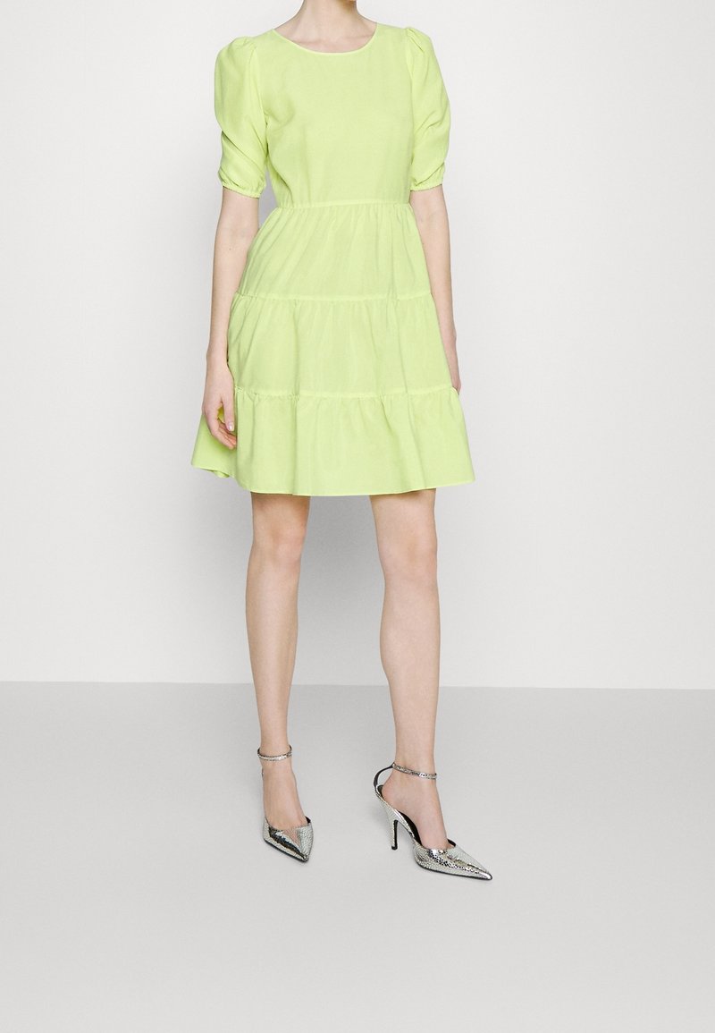 HUGO Day dress - yellow - (Pre-owned) - Zalando