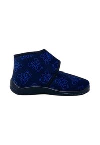 Stivaletto navy con motivo orso, realizzato in tessuto morbido. Presenta una chiusura con velcro e una suola in gomma nera testurizzata.