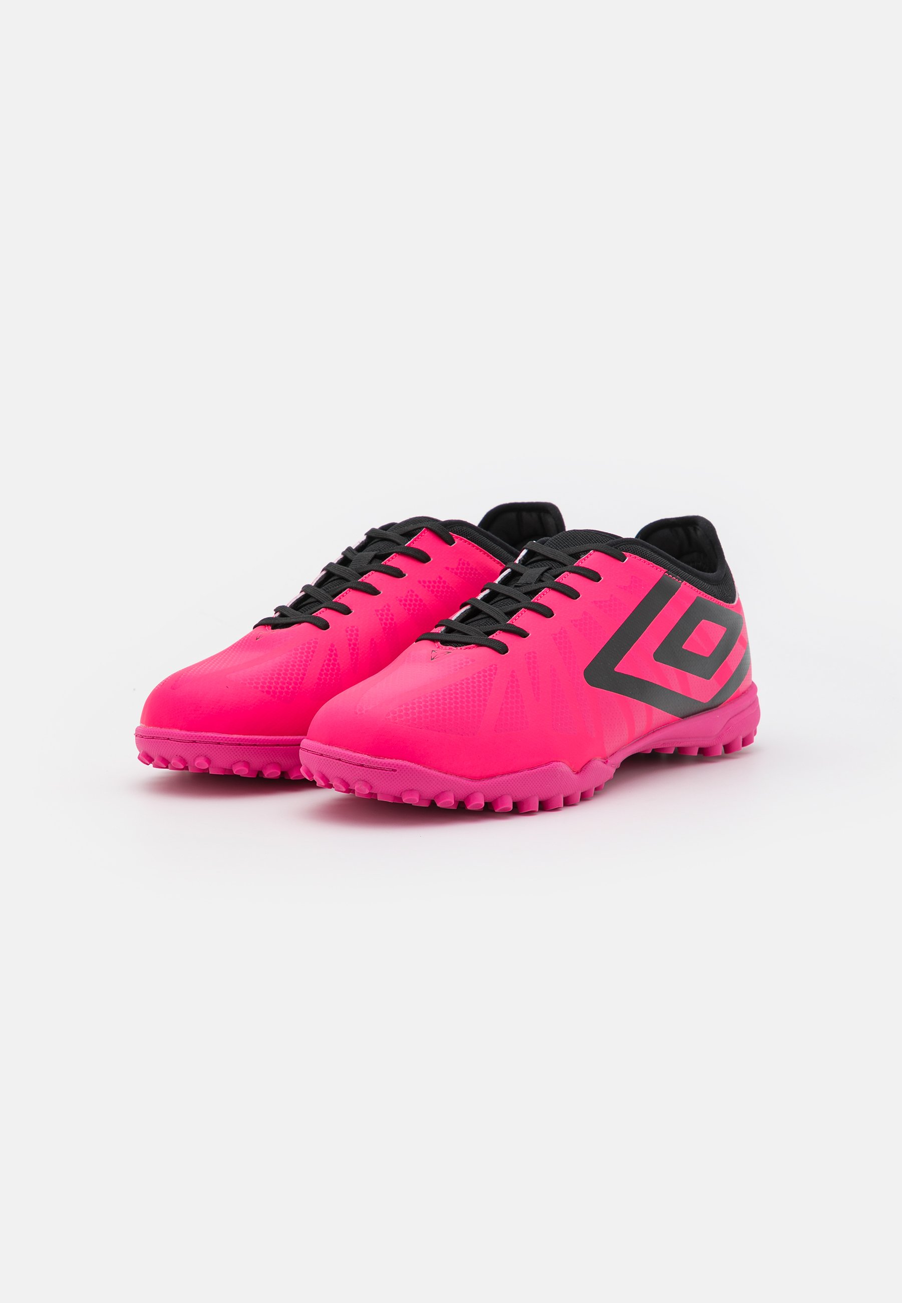 umbro astro trainers