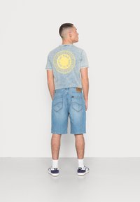 Lee ASHER - Calções de ganga - worn bolton