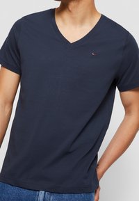 Tommy Jeans Jednoduché tričko - dark blue