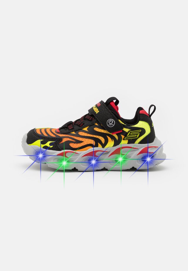 THERMO FLASH - Sneaker low - black/red