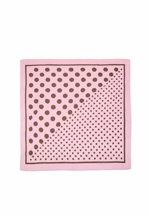 Różowy kwadratowy szalik z brązowymi groszkami, z większymi kropkami po jednej stronie i mniejszymi po drugiej, obramowany cienką brązową ramką.
