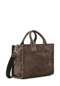 Borsa a tracolla in tessuto marrone con superficie texturizzata, doppie maniglie, tracolla rimovibile e forma rettangolare. Presenta dettagli di cucitura.