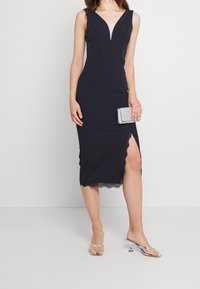 WAL G. Fodralklänning - dark blue