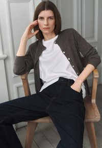 LUKKAIW  - Gilet - brown melange