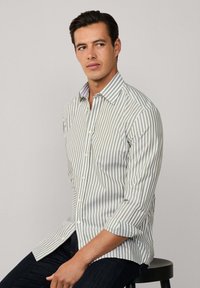 Hackett London SOFT STRIPE - Svečana košulja - cargo green