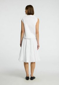 Selected Femme MIDI BUBBLE HEM - Ballonnederdele - bright white