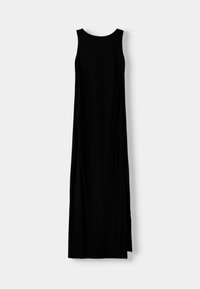 Černé bezrukávové  šaty vyrobené z jemného materiálu, s volným střihem a bočními rozparky, oblé výstřihem. Jednoduchý, minimalistický design.