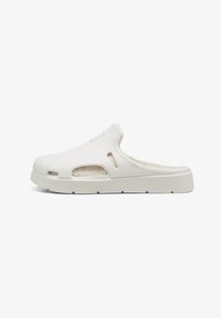 Valgt, warm white putty