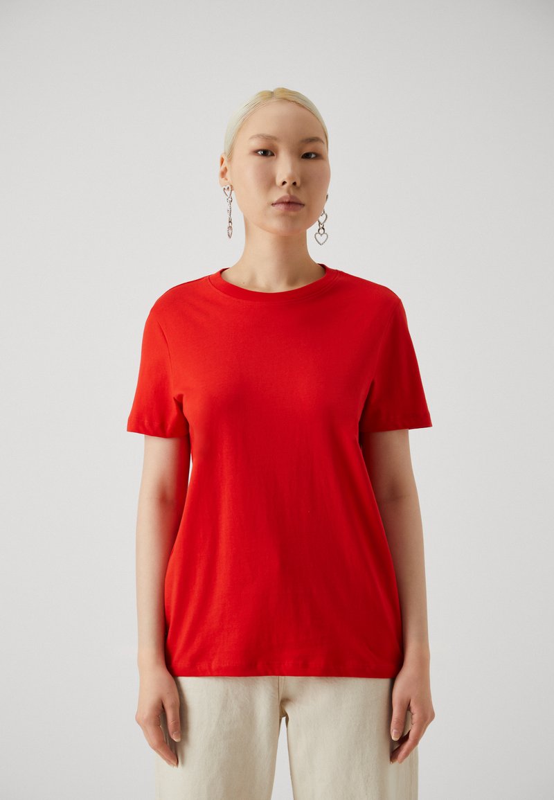 Selected Femme SLFMYESSENTIAL O NECK - Tricou basic - flame scarlet