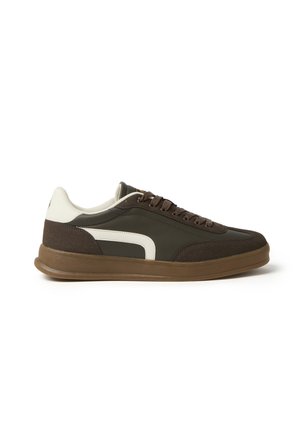 CLASSIC  - Zapatillas - beige brown
