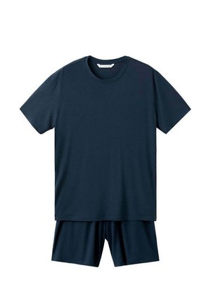 Camiseta azul oscuro de manga corta con cuello redondo combinada con pantalones cortos a juego en azul oscuro sobre fondo blanco.