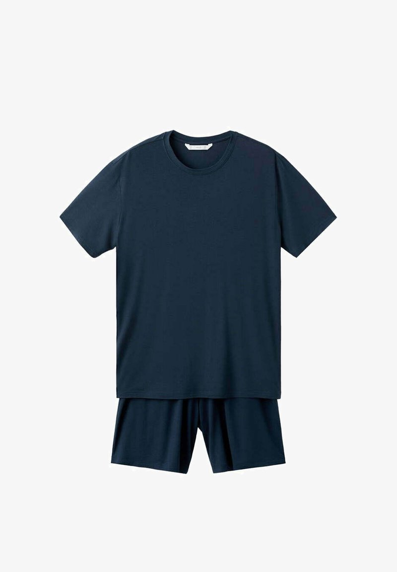 T-shirt bleu foncé à manches courtes et col rond, associé à un short bleu foncé assorti sur fond blanc.