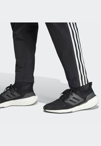 adidas Performance JUVENTUS TIRO 23 PRESENTATION - Equipación de clubes - black