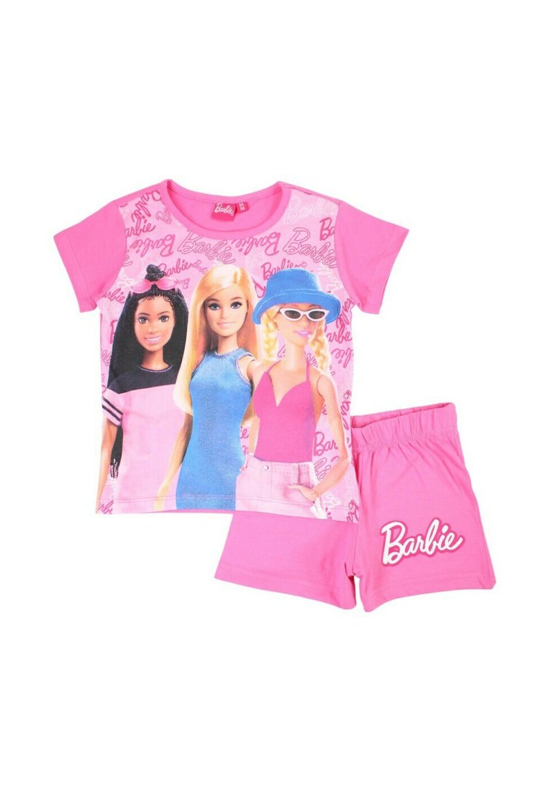 Ensemble de pyjama pour enfants rose comprenant un haut à manches courtes avec trois motifs graphiques Barbie et un short rose assorti avec le texte "Barbie".