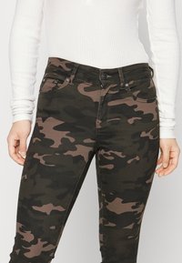 ONLY Petite Tygbyxor - dark grey