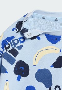 adidas Performance ESSENTIALS ALLOVER PRINTED - Treningas - clear sky