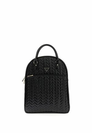 Sac à main noir matelassé avec doubles poignées, poche zippée frontale et petit logo triangulaire Guess au centre.