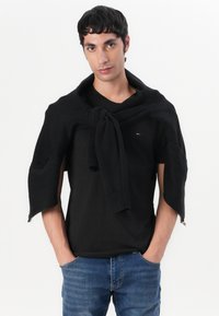 Tommy Jeans TEE 3 PACK - T-shirts - black /grey/ecru