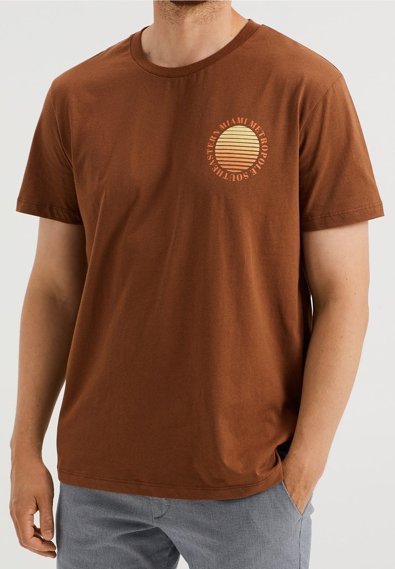 WE Fashion Triko s potiskem - light brown