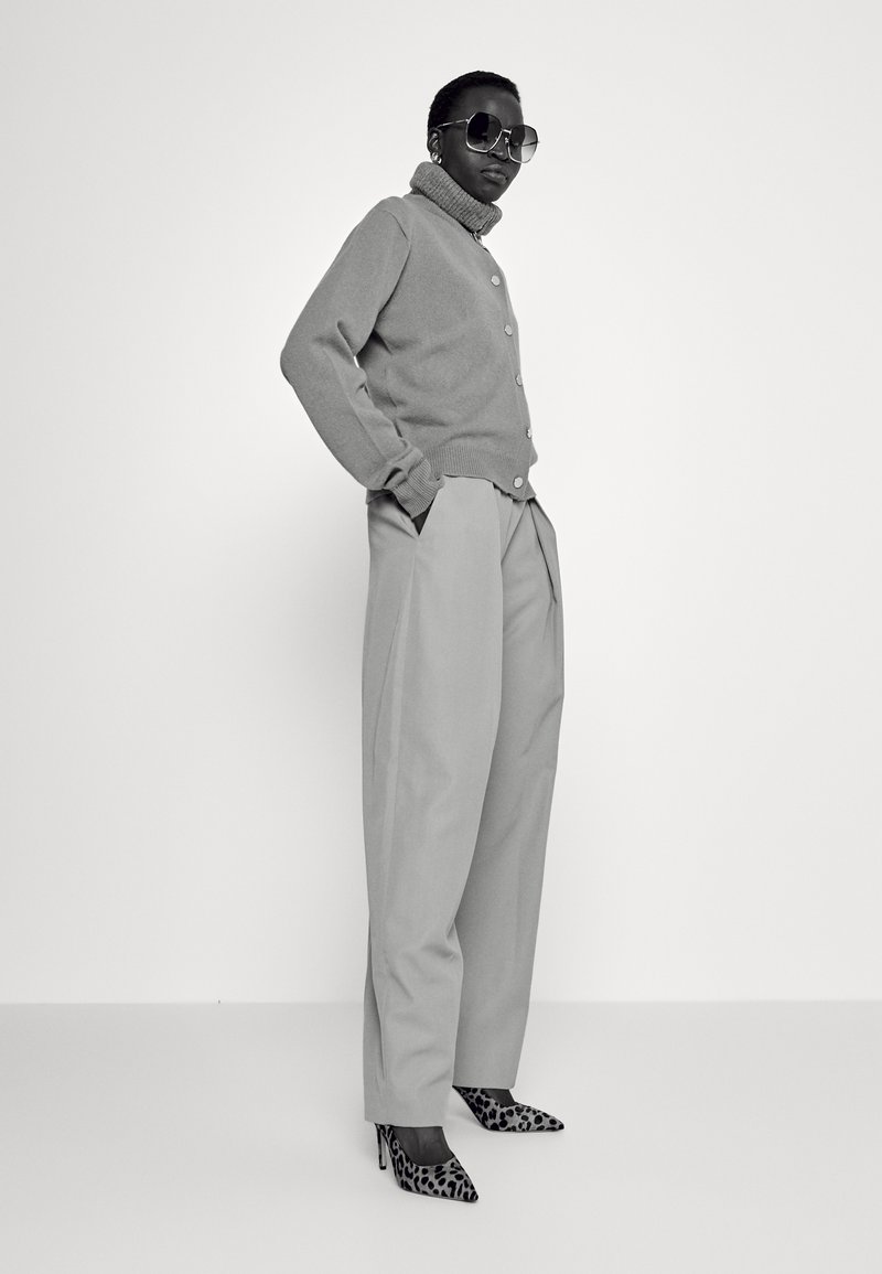 Victoria Beckham Crewneck Cardigan Neuletakki Peach Oranssi Zalando Fi Victoria Beckham Crewneck Cardigan Neuletakki Peach Oranssi Zalando Fi