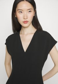 BOSS DEBRANY - Φόρεμα σε ίσια γραμμή - black