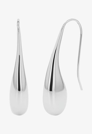 Para srebrnych, polerowanych kolczyków wiszących w kształcie kropli z gładkim, wydłużonym projektem łezki oraz cienkimi, zakrzywionymi haczykami do noszenia.
