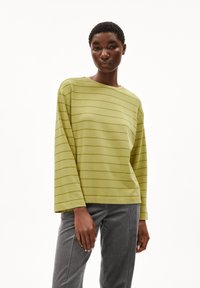 ARMEDANGELS MARYNA FINE STRIPE - Langarmshirt - new moss-dark moss