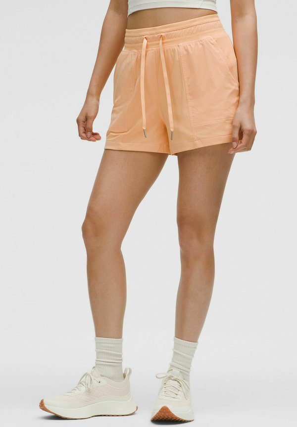 DANCE STUDIO LINED - Kurze Sporthose - rock melon