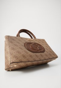 Guess MIETTA SOCIETY SATCHEL - Borsa a mano - latte/brown