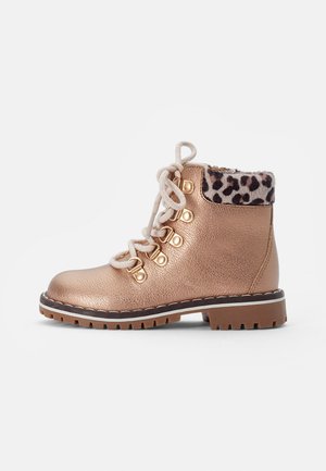 BOOTIES - Lace-up ankle boots - rose gold-coloured