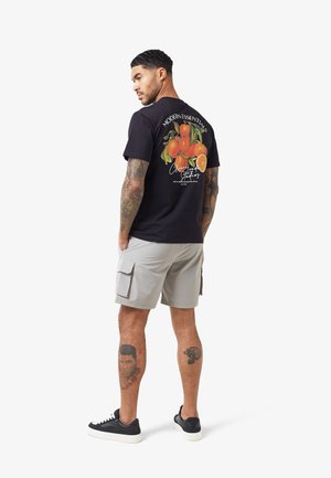 CLOSURE London SUMMER FRUITS TEE - T-shirts print - black