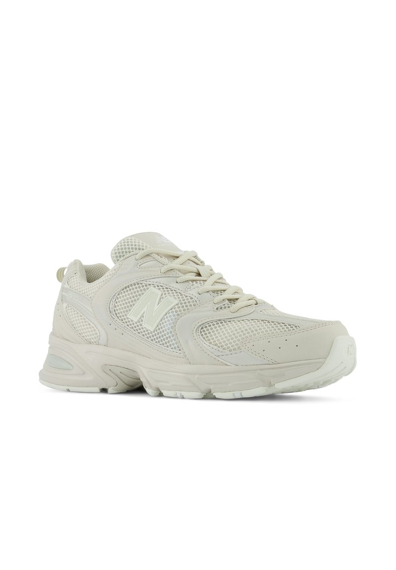 New Balance MR530 UNISEX - Sneaker low - white/beige - Zalando.de
