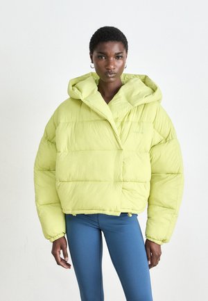 BLANKET JACKET - Vinterjakker - green banana