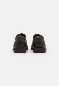 Panama Jack JACKSON GTX - Zapatos con cordones - chestnut