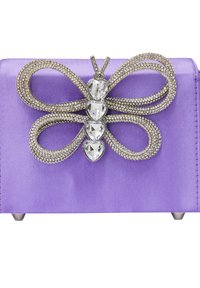 Lila selyem clutch, elől strasszos pillangó mintával, kristálydíszítésekkel, fémes részletekkel és ezüstszínű kiegészítőkkel.