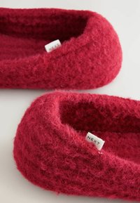 Next REGULAR FIT  - Slippers - red