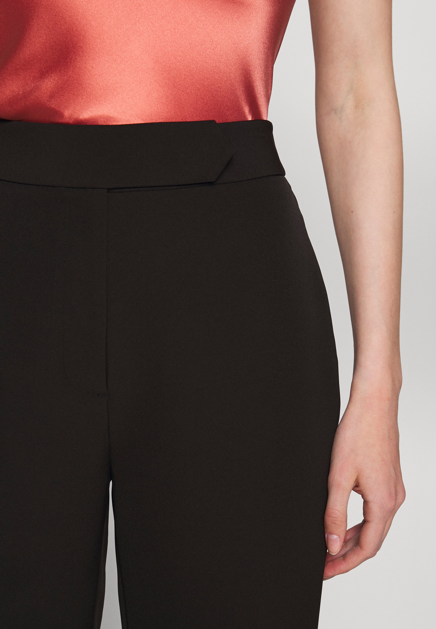 Milly CADY KRISTEN ELASTIC PANT Bukse black Zalando.no Milly CADY KRISTEN ELASTIC PANT - Bukse - white
