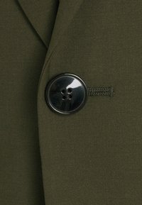 HUGO ARTI HESTEN - Fato - dark green