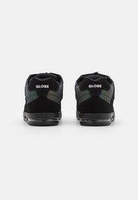 Globe SABRE - Sneakers basse - black/oil