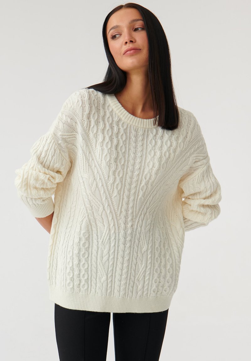 TATUUM Sweter - Zdjęcie 2