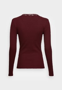 Vero Moda Tall VMHELSINKI DEEP V NECK - Long sleeved top - port royale