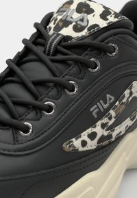 Fila SKYE - Trainers - black